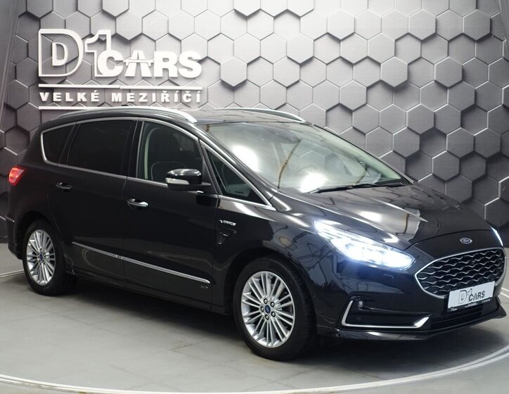Ford S-MAX 6