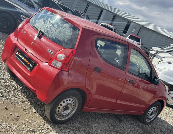 Suzuki Alto 5