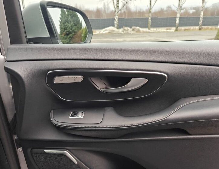 Mercedes-Benz Třídy V 15