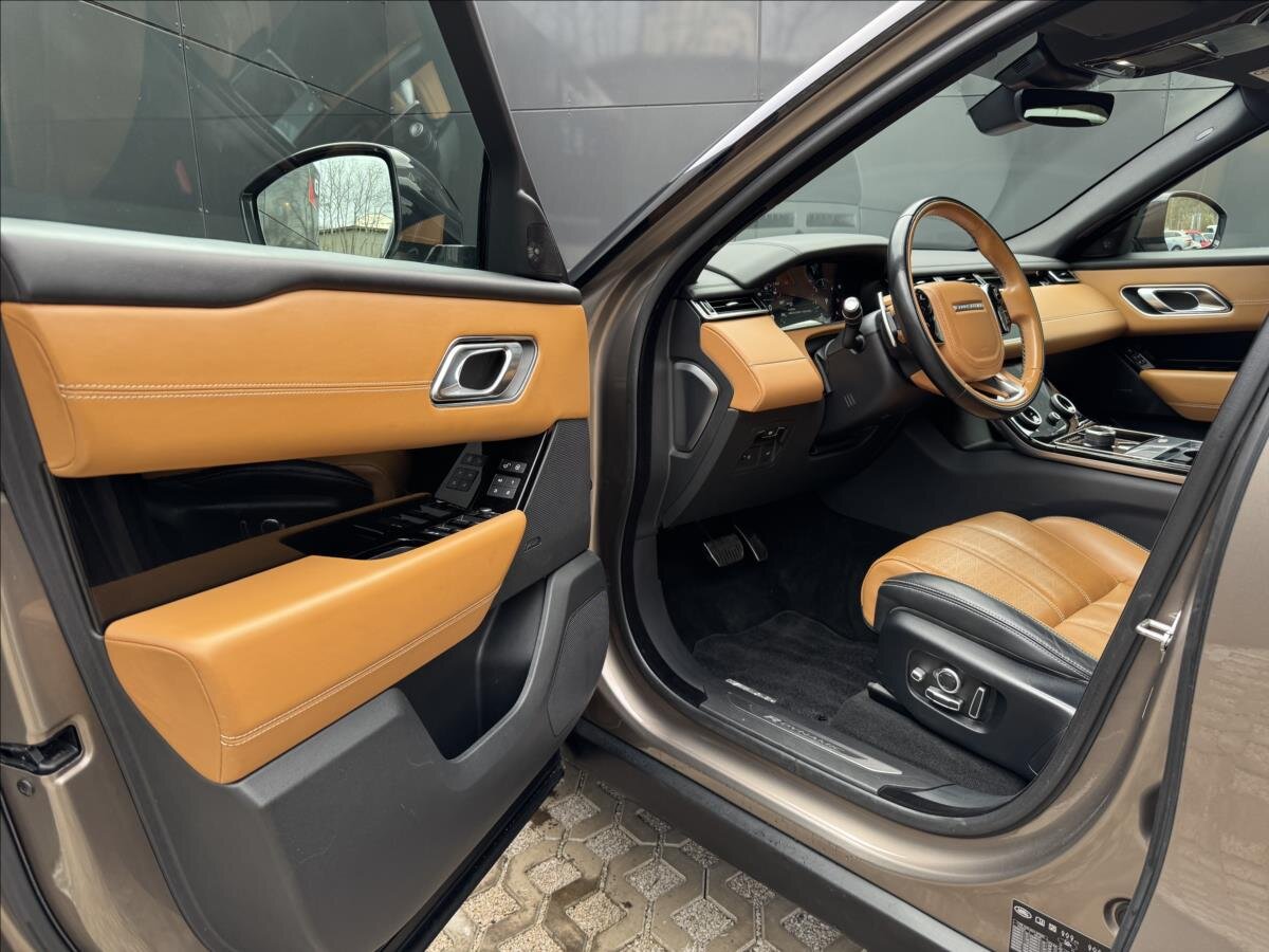 Land Rover Range Rover Velar SUV / Terénní 3,0 l 221 kw