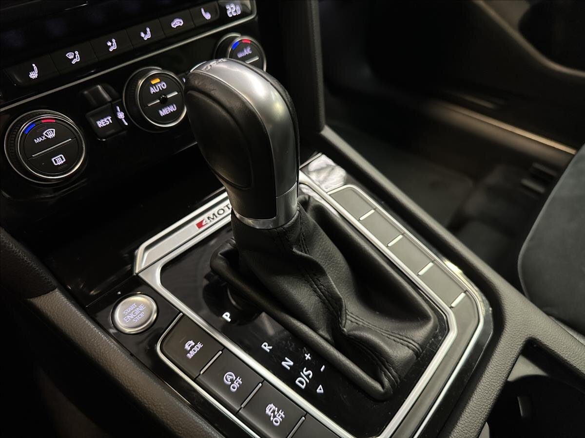 Volkswagen Arteon Liftback 2,0 l 176 kw