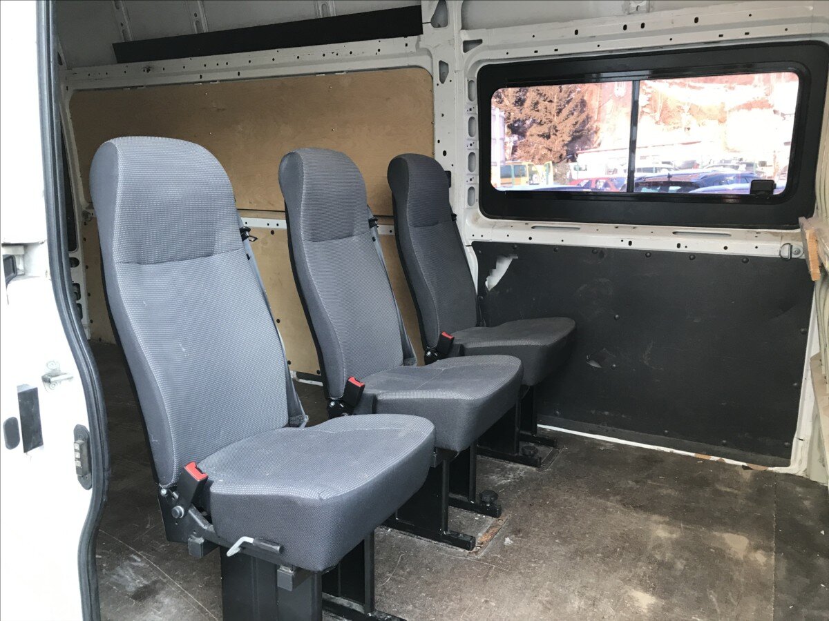 Peugeot Boxer Skříň 2,2 l 110 kw