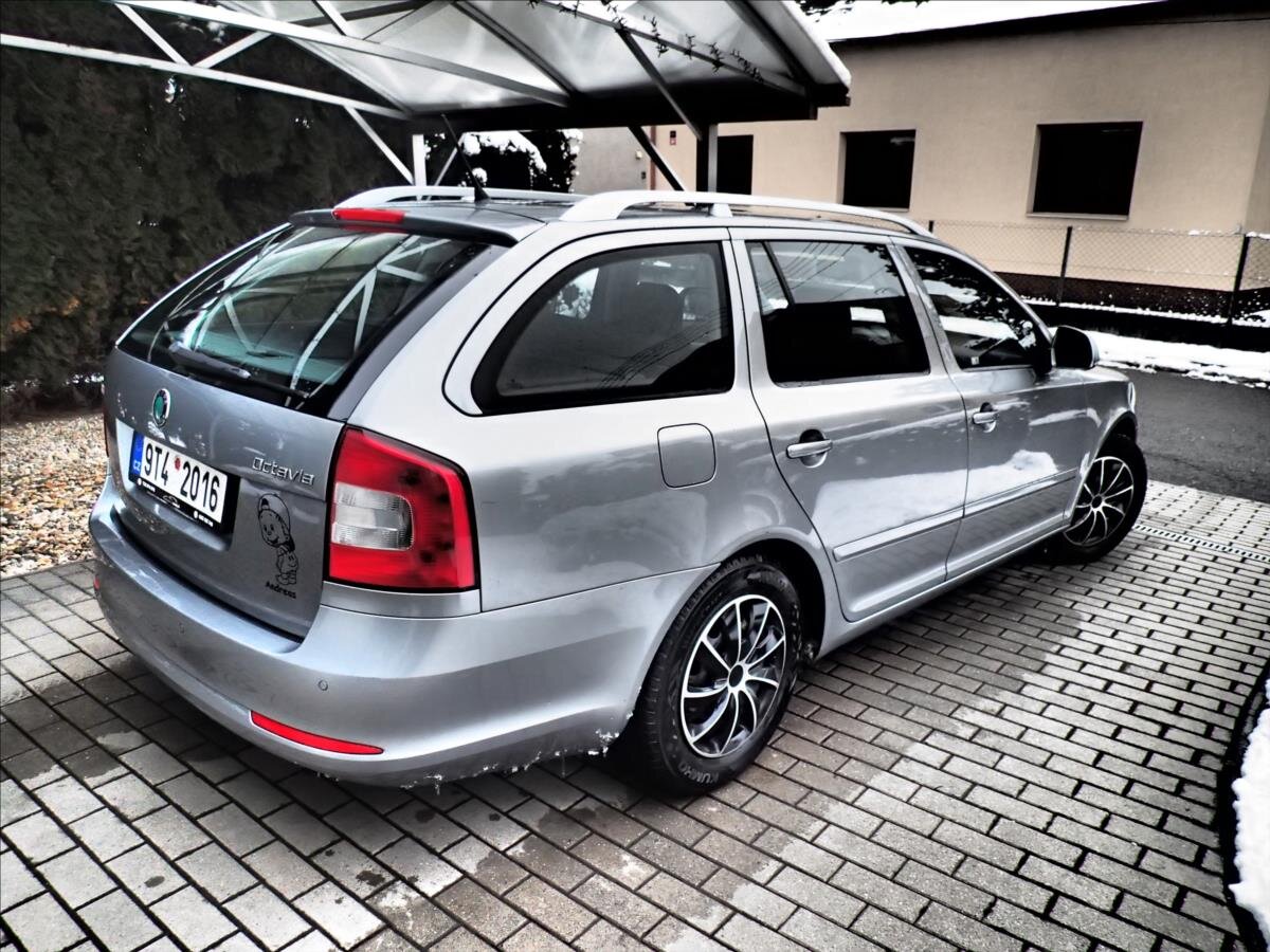 Škoda Octavia Kombi 1,6 l 77 kw