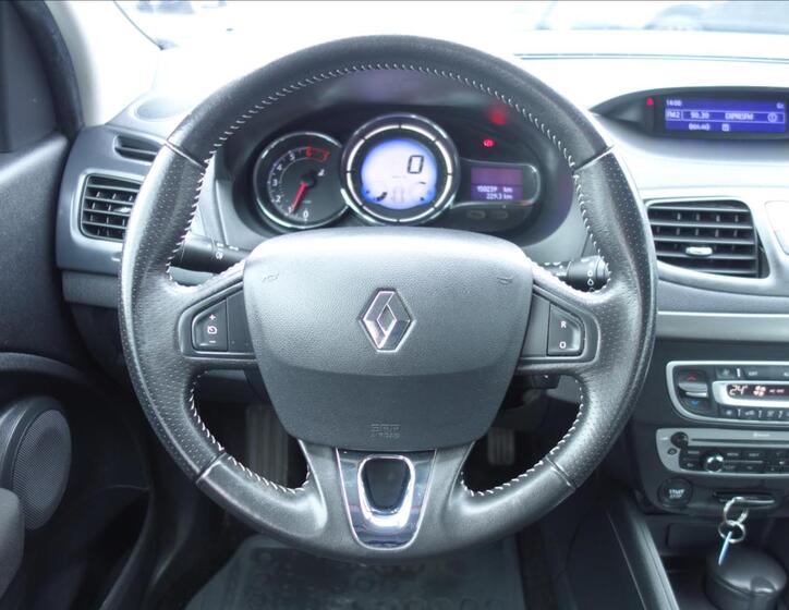 Renault Fluence 19
