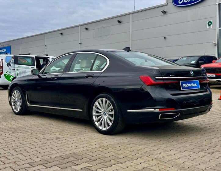 BMW Řada 7 3