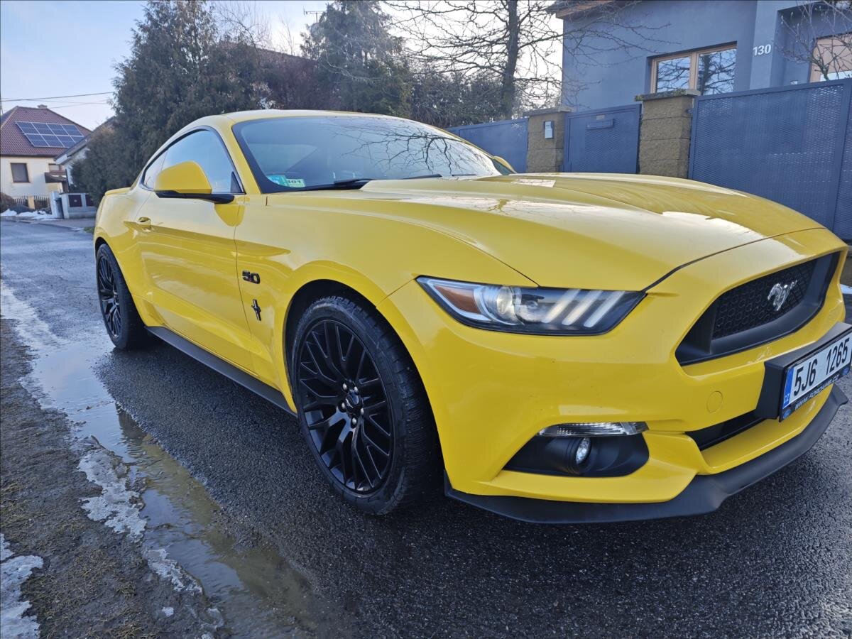 Ford Mustang Kupé 5,0 l 310 kw