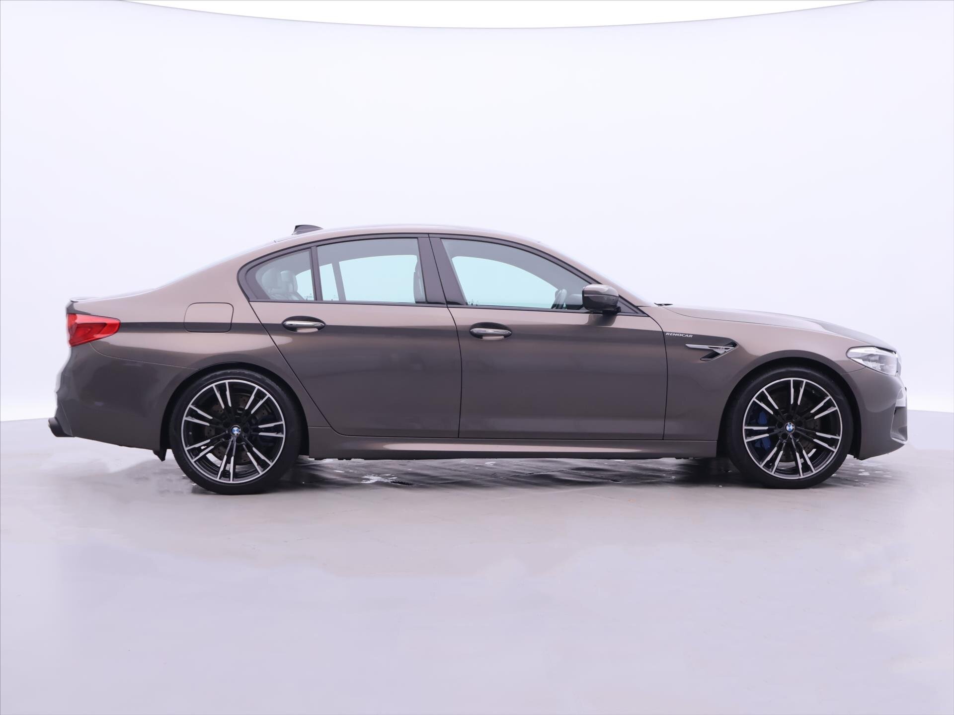 BMW M5 Sedan 4,4 l 441 kw