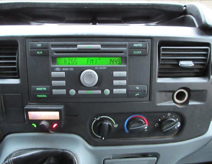 Ford Transit Valník 2,4 l 103 kw