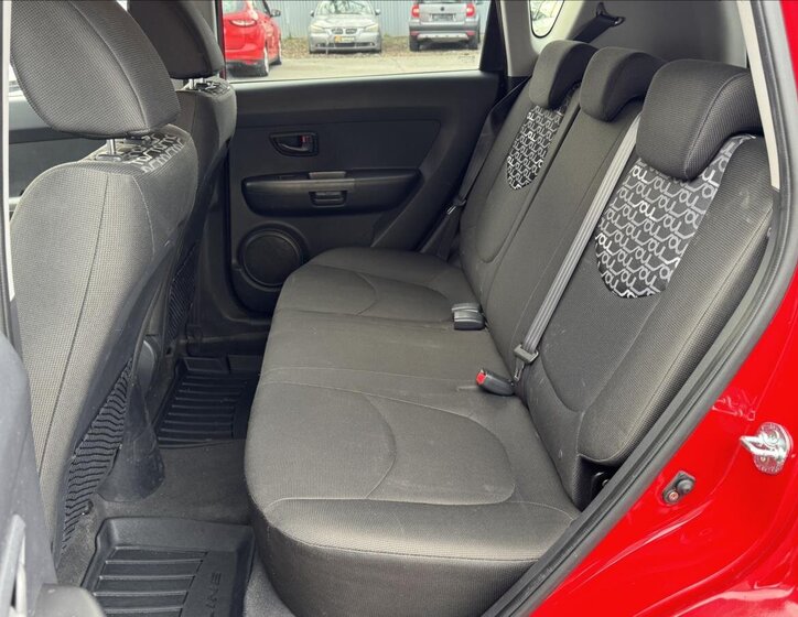 KIA Soul Hatchback 1,6 l 94 kw