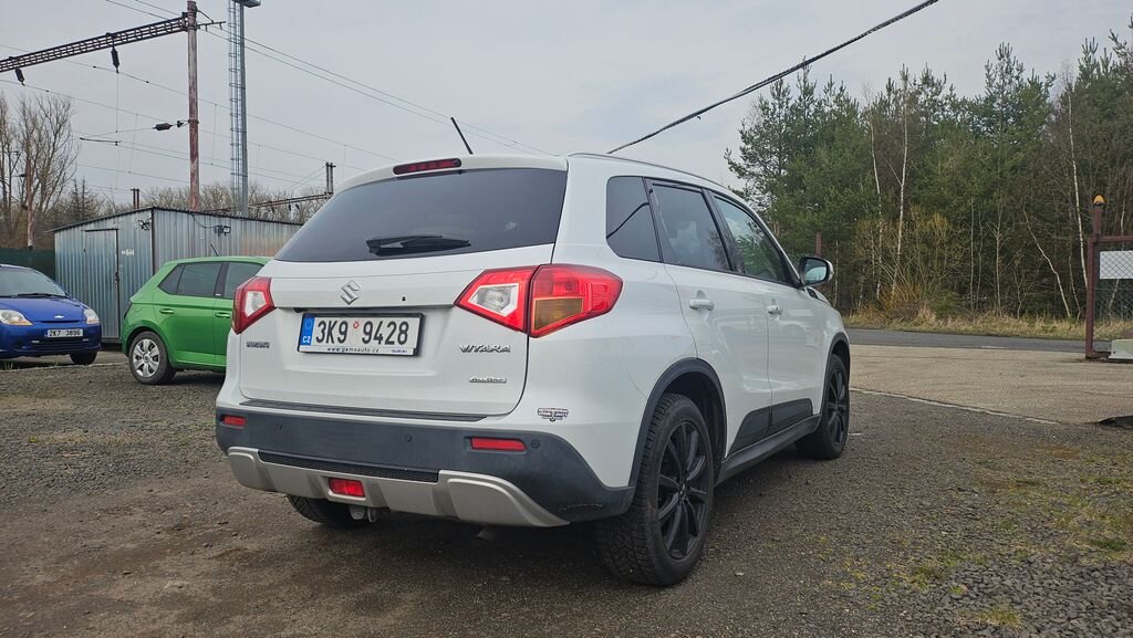 Suzuki Vitara SUV / Terénní 1,6 l 88 kw