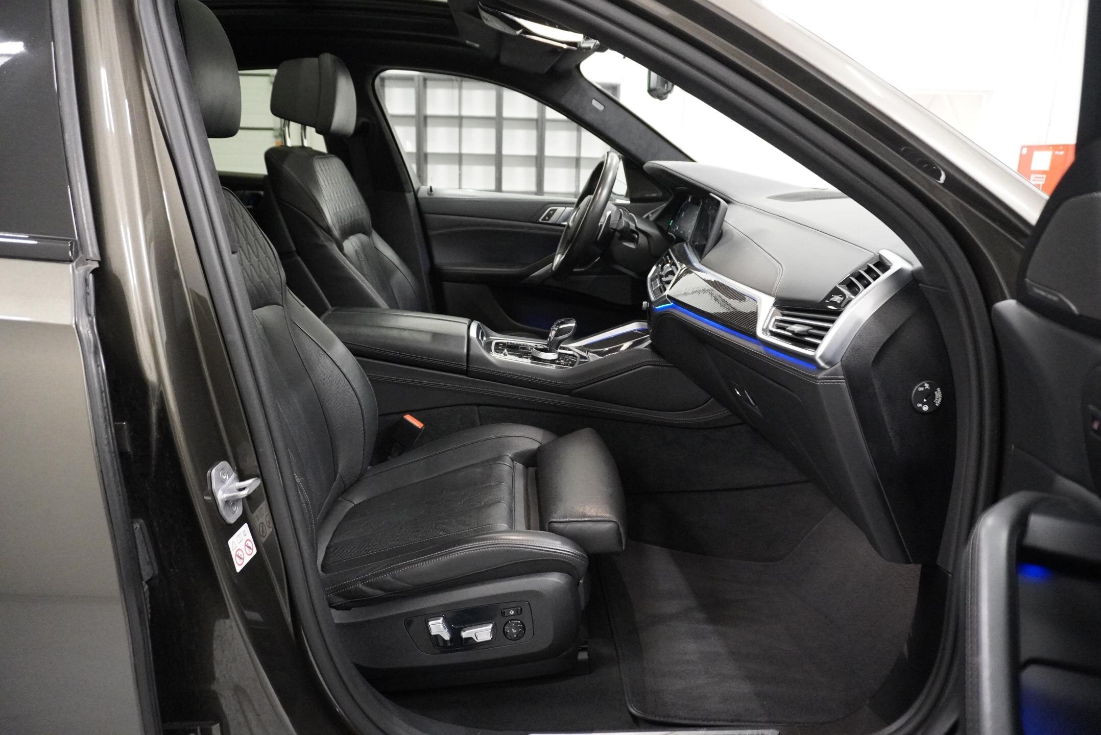 BMW X6 SUV 3,0 l 250 kw