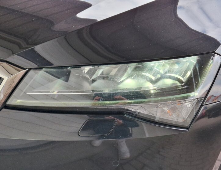 Škoda Superb Sedan / Limuzína 2,0 l 110 kw