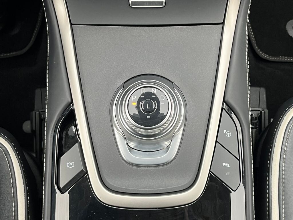 Ford S-MAX MPV 2,5 l 140 kw