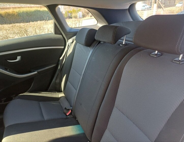 Hyundai i30 Kombi 1,6 l 81 kw