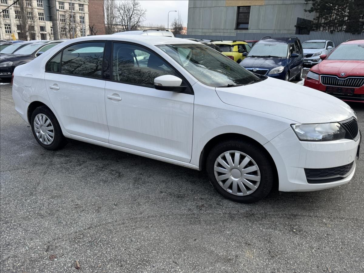 Škoda Rapid Hatchback 999,0 70 kw
