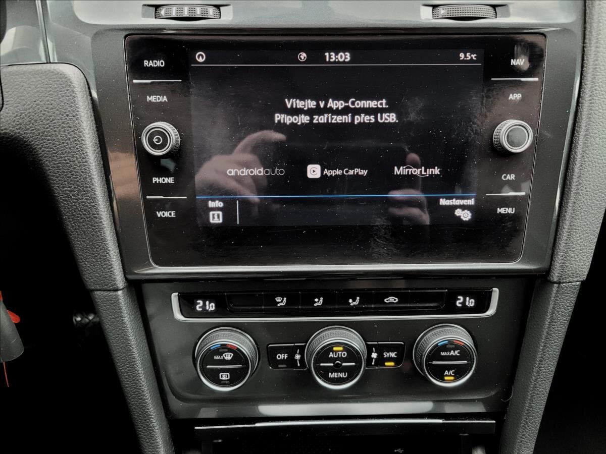 Volkswagen Golf Kombi 999,0 85 kw