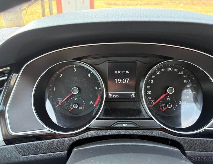 Volkswagen Passat Sedan / Limuzína 0,0 110 kw