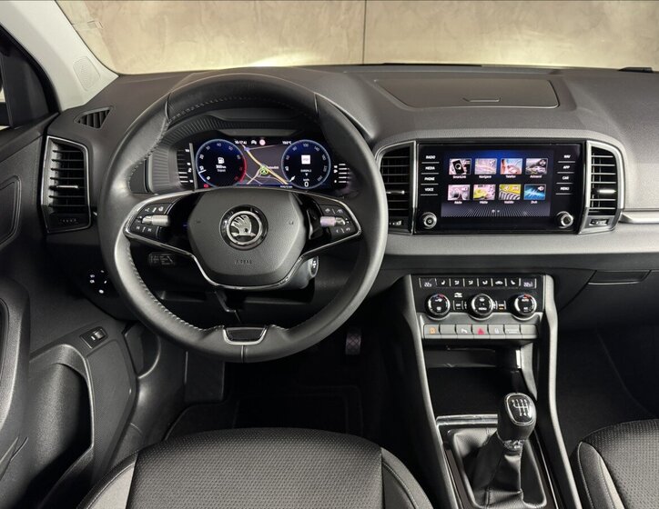 Škoda Karoq SUV 1,5 l 110 kw