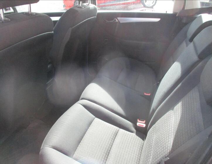 Mercedes-Benz Třídy B 15