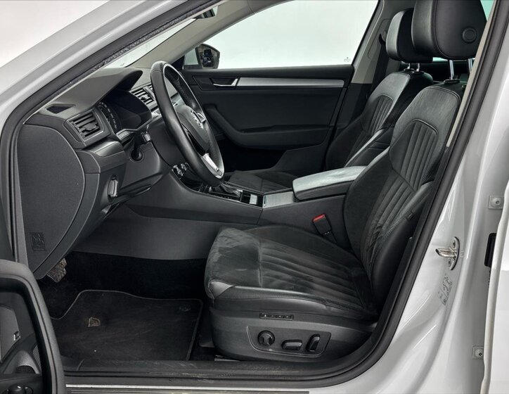 Škoda Superb Kombi 2,0 l 110 kw