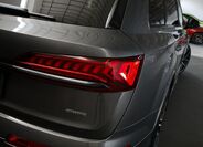Audi Q7 9