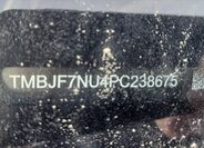 Škoda Karoq SUV / Terénní 2,0 l 85 kw