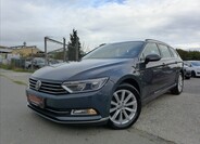 Volkswagen Passat 1