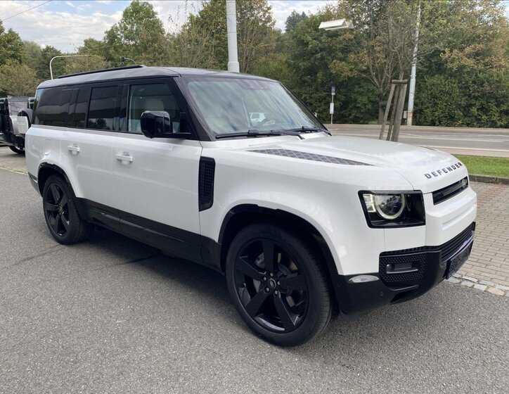 Land Rover Defender SUV 3,0 l 221 kw
