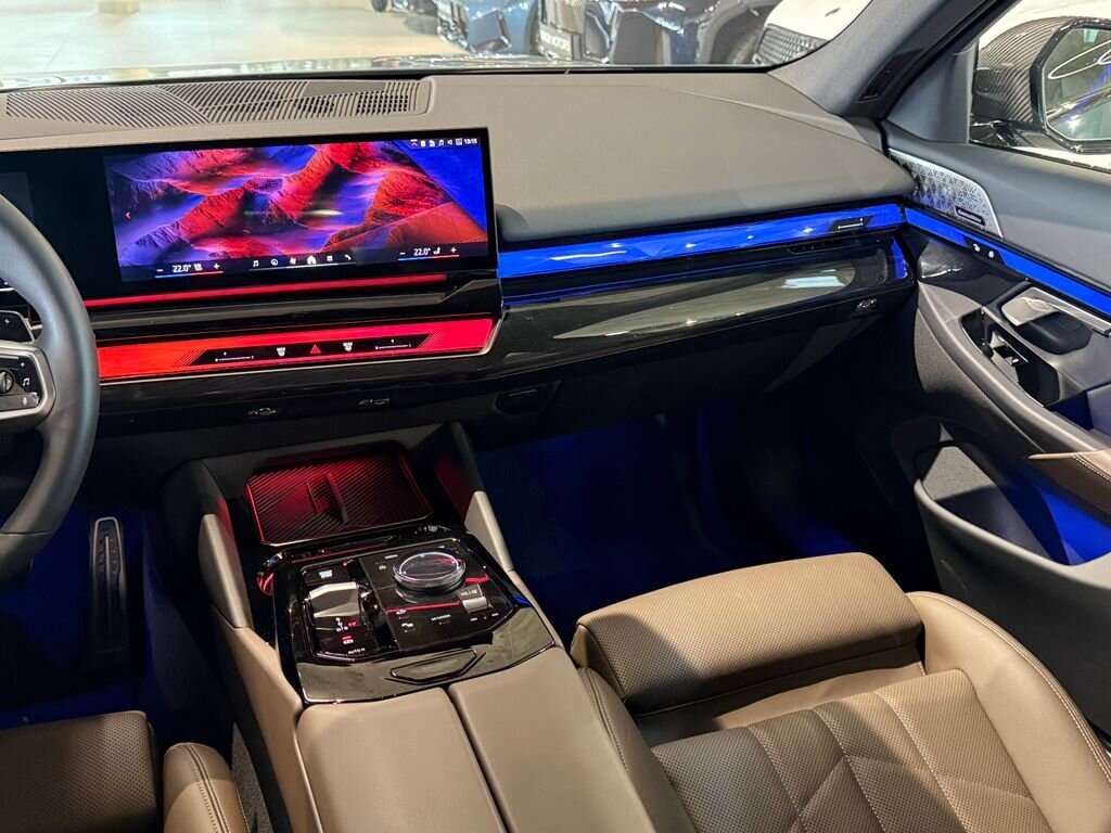 BMW Řada 5 Sedan / Limuzína 3,0 l 360 kw