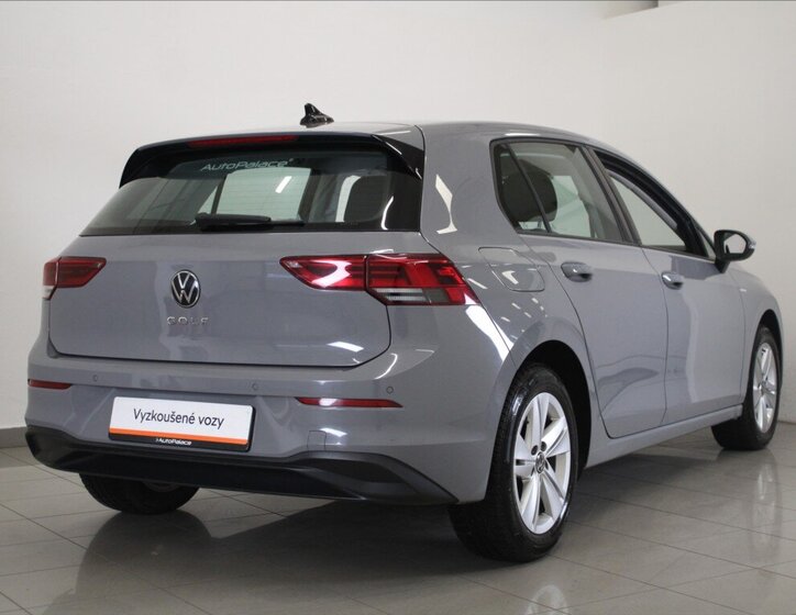 Volkswagen Golf Hatchback 999,0 81 kw