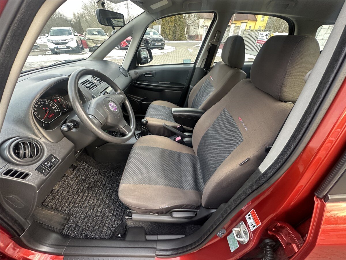 Fiat Sedici Hatchback 1,6 l 79 kw