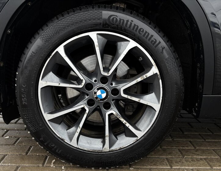 BMW X5 SUV 3,0 l 190 kw