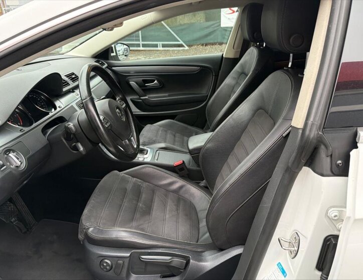 Volkswagen CC Sedan / Limuzína 2,0 l 130 kw