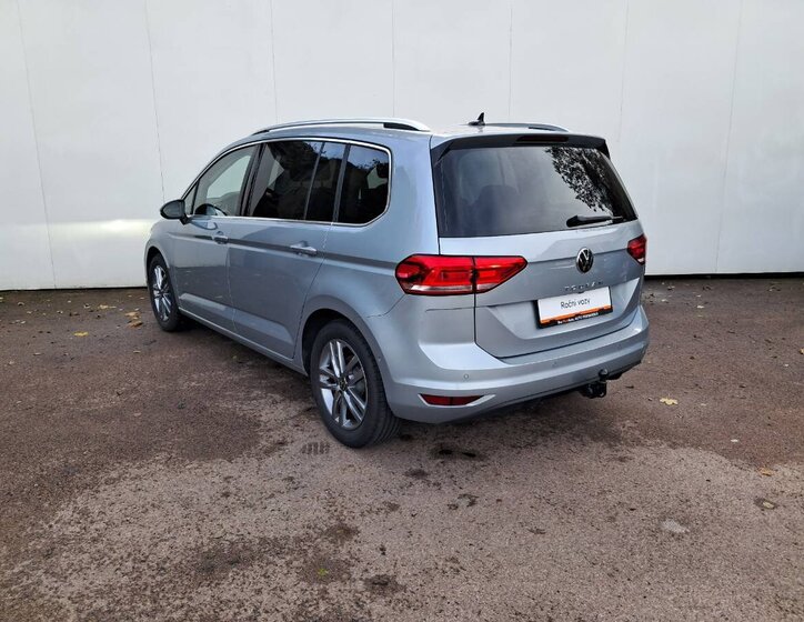 Volkswagen Touran 26