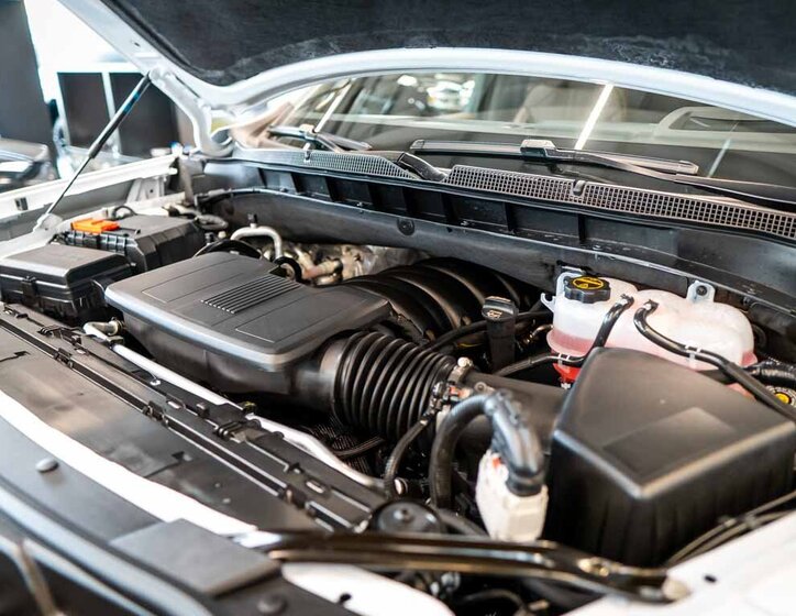 Chevrolet Suburban SUV 6,2 l 313 kw