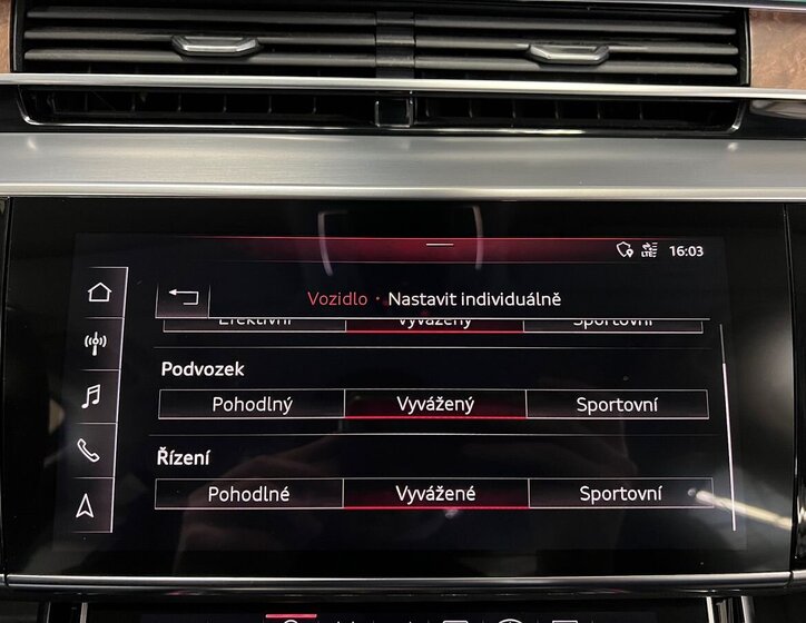 Audi A8 Sedan / Limuzína 3,0 l 210 kw