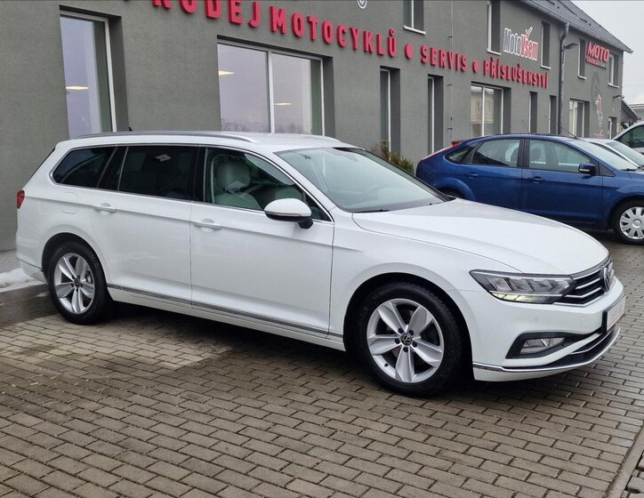 Volkswagen Passat Kombi 2,0 l 110 kw