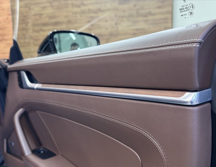 Porsche 911 Kupé 3,0 l 331 kw