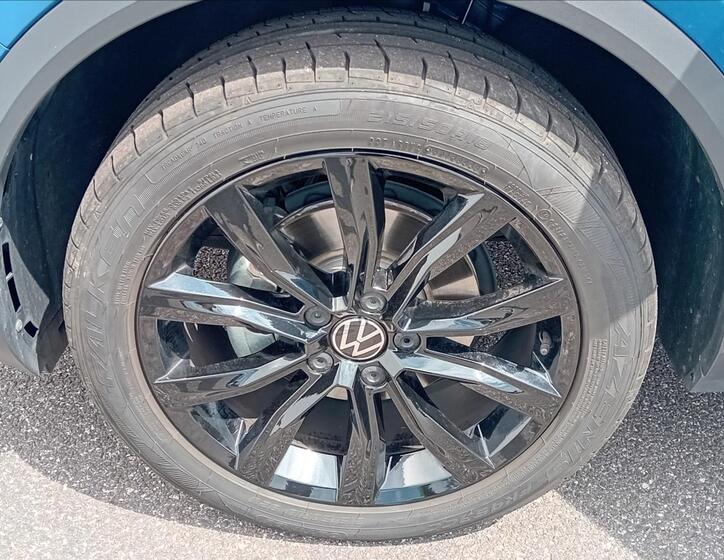 Volkswagen T-Roc 26