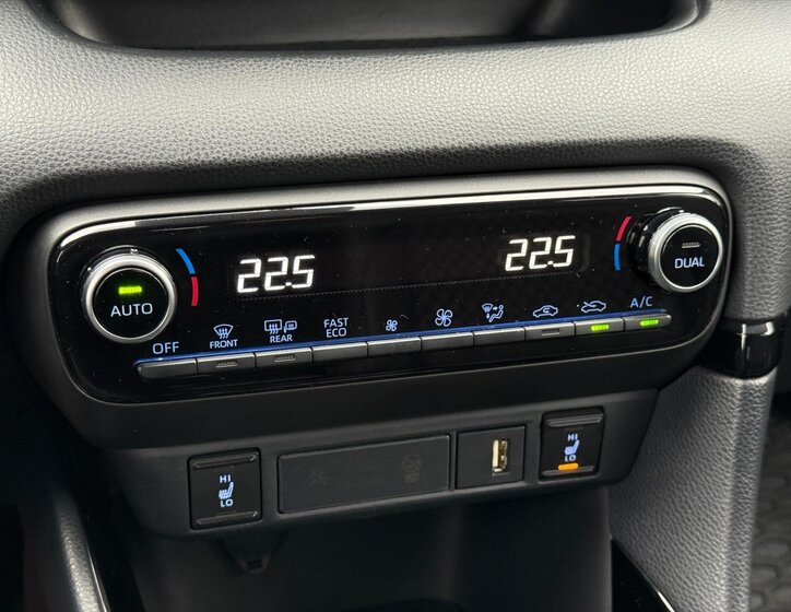 Toyota Yaris Hatchback 1,5 l 68 kw