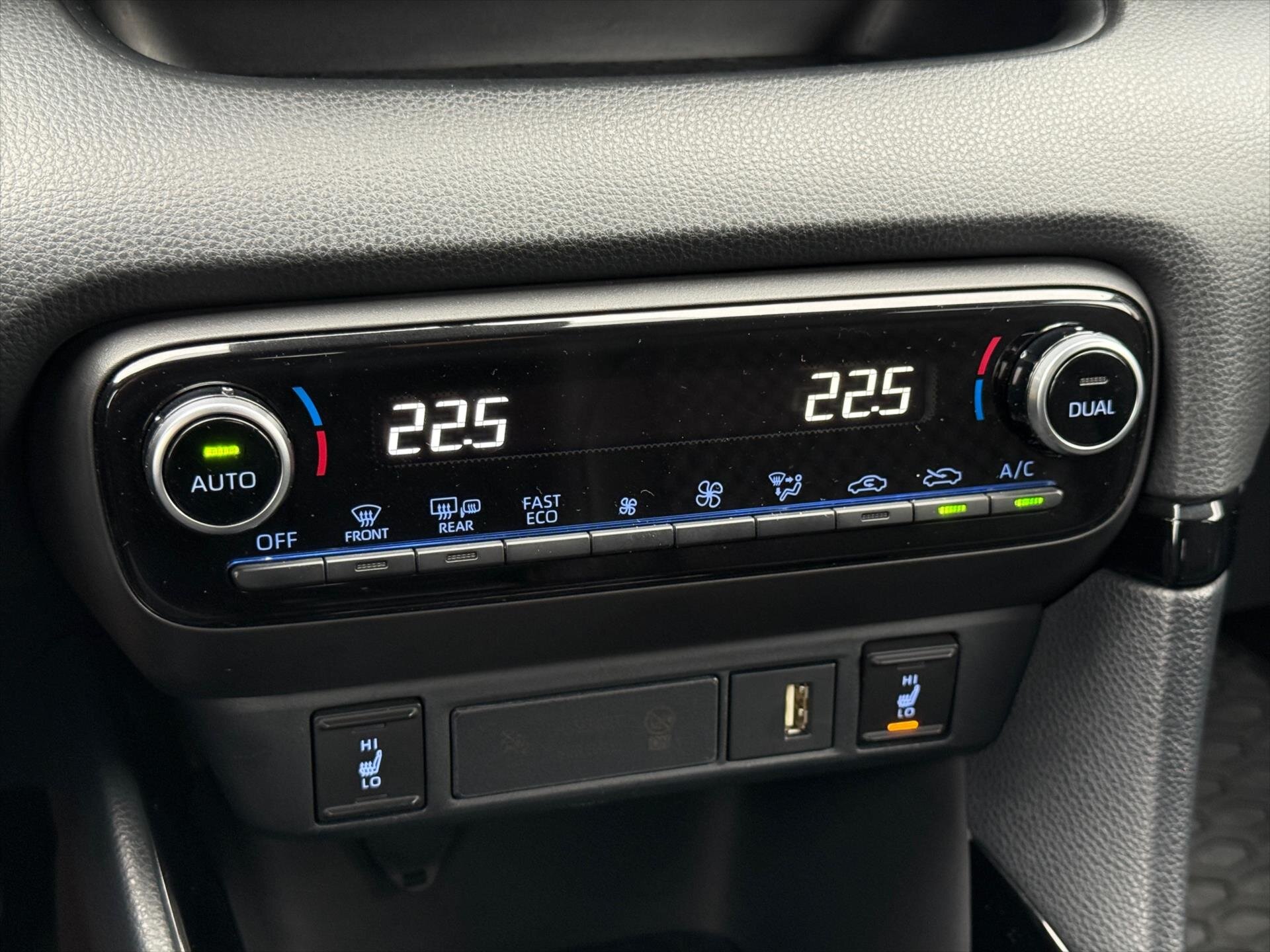 Toyota Yaris Hatchback 1,5 l 68 kw