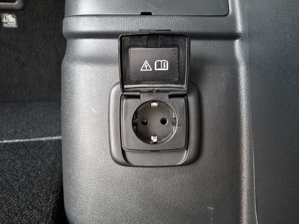 Mitsubishi Outlander SUV / Terénní 2,4 l 165 kw