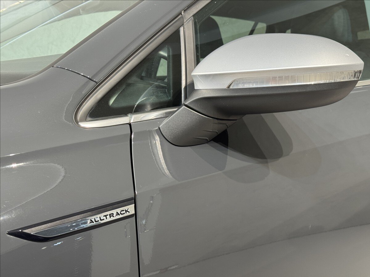 Volkswagen Golf Kombi 2,0 l 147 kw