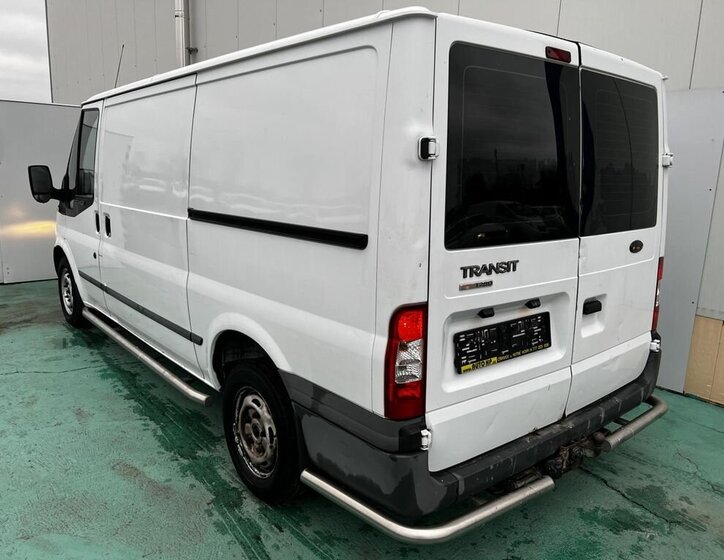 Ford Transit 4