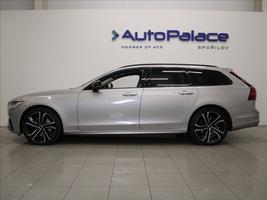 Volvo V90 Kombi 2,0 l 220 kw