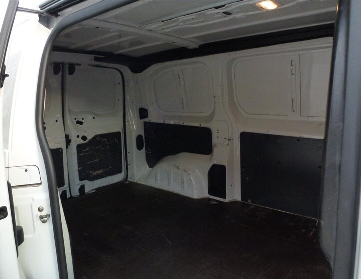 Peugeot Expert Skříň 2,0 l 90 kw