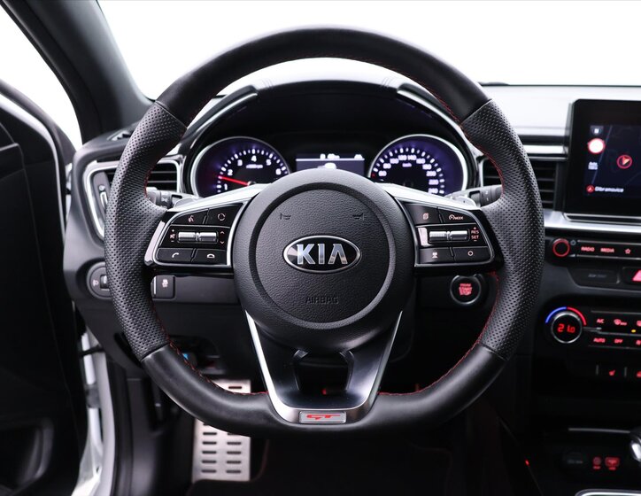 KIA Ceed Hatchback 1,6 l 150 kw