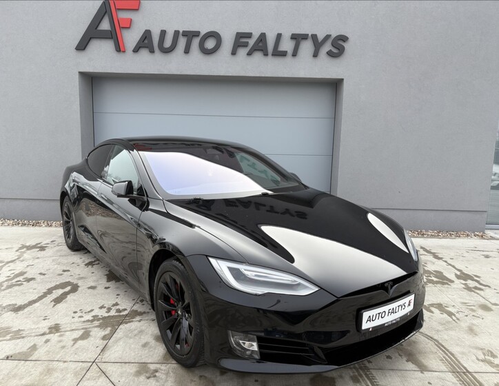 Tesla Model S 1