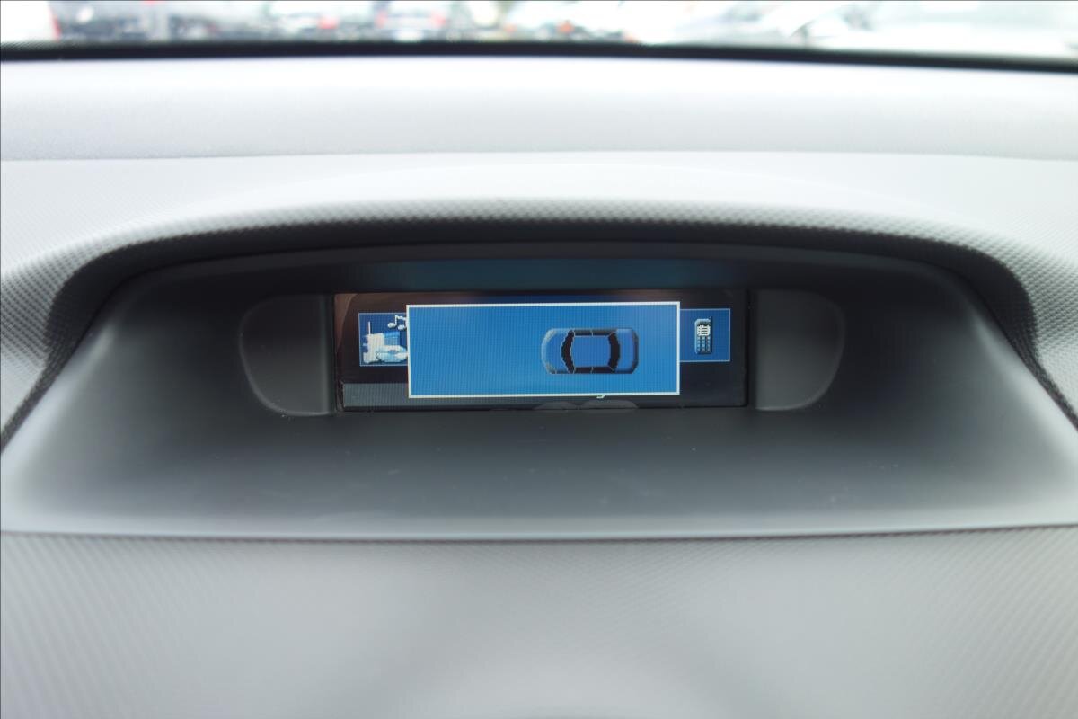 Peugeot 308 Hatchback 1,6 l 103 kw