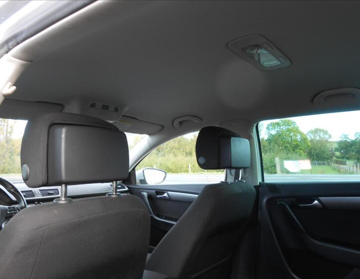 Volkswagen Passat 30